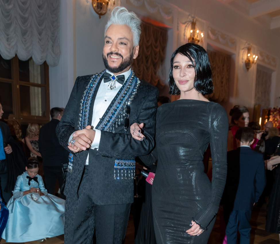 Делают вид, что друзья. Фото Яндекс.Картинки. 