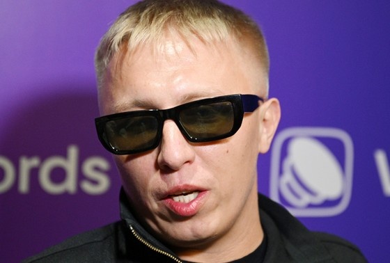     Витя АК-47 (настоящее имя — Виталий Гостюхин)