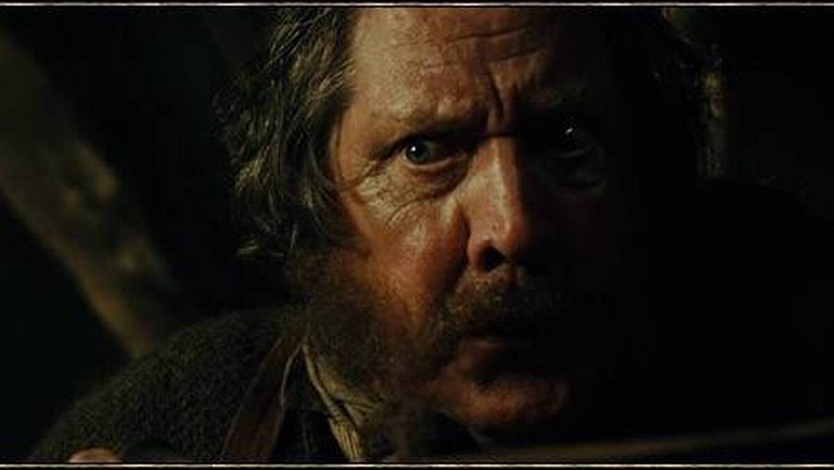    кадр из фильма «Властелин Колец: Братство кольца»