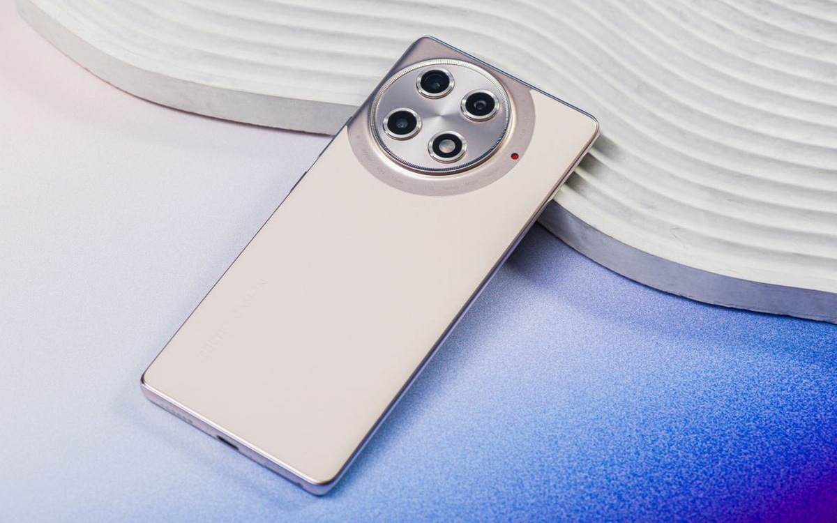 Tecno Camon 30S Pro Pearl Gold