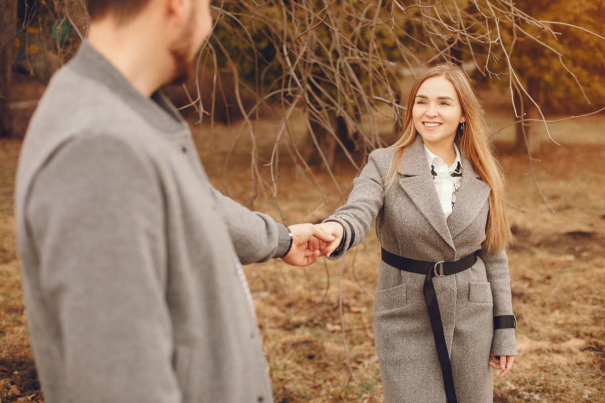 Протянешь мне руку в ответ?    Источник: www.freepik.com