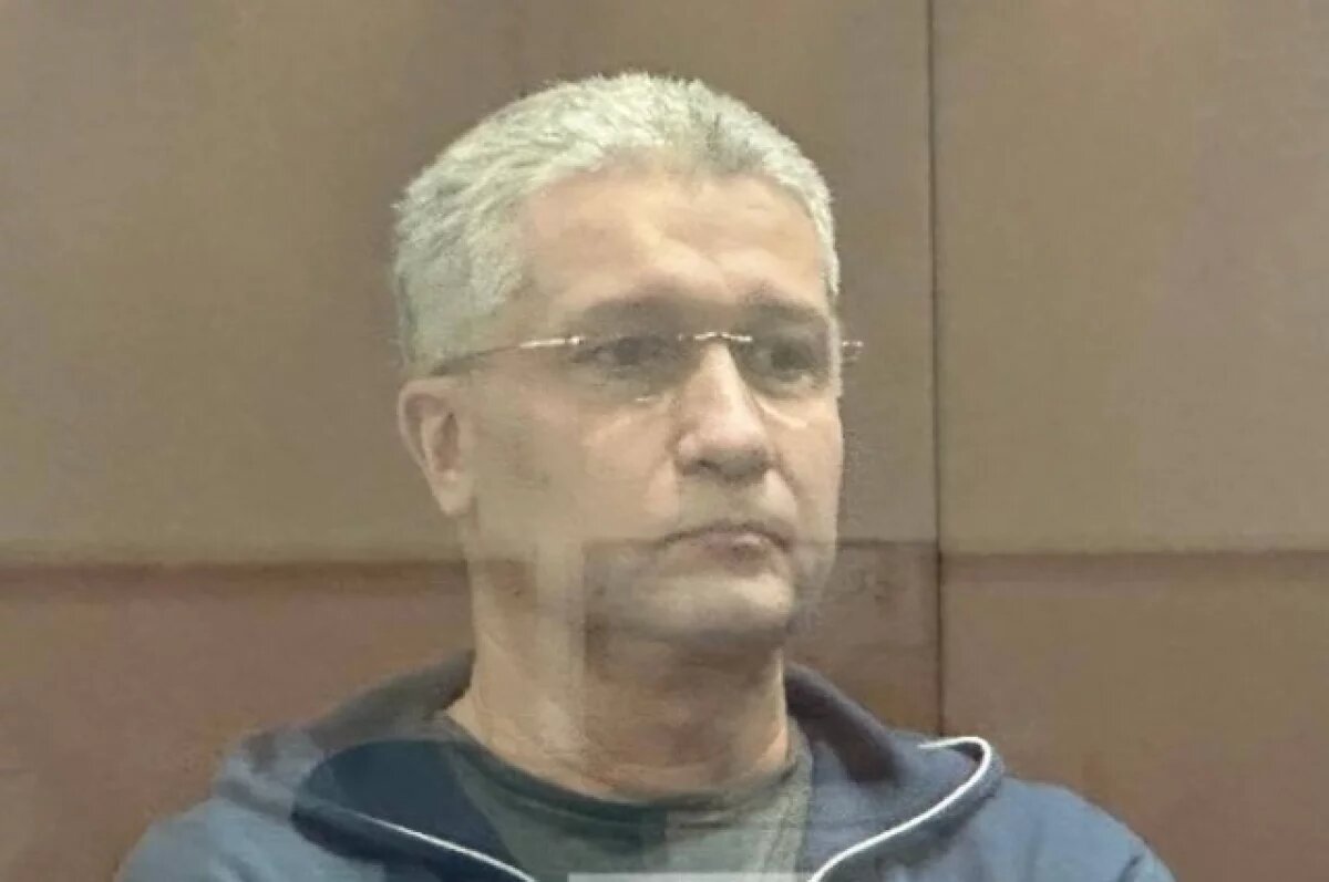    В рамках расследования дела Тимура Иванова арестован элитный Rolls-Royce