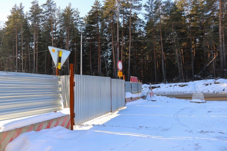    Строительство транспортной развязки на Змеиногорском тракте. Декабрь 2024 года. Источник: Виталий Барабаш