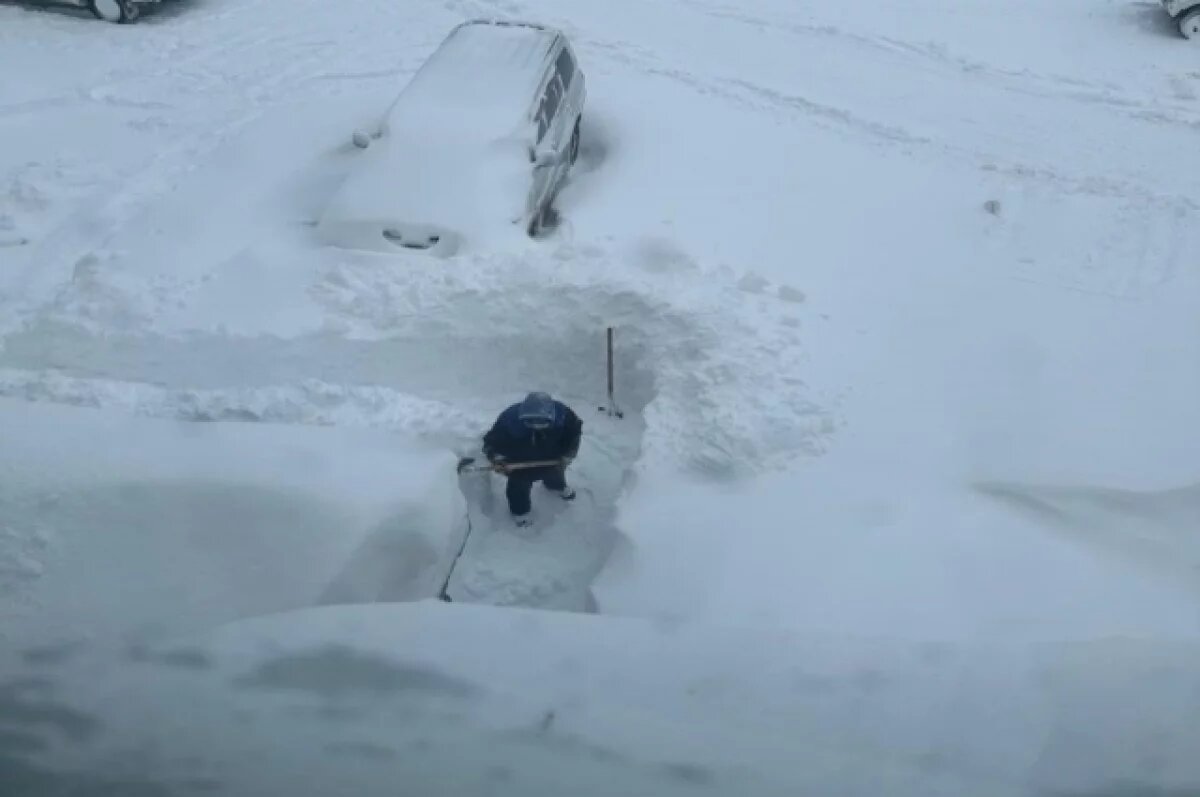    Циклон засыпал снегом север Сахалина