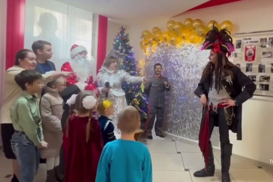 "Бармалей-либерал, уходи!"