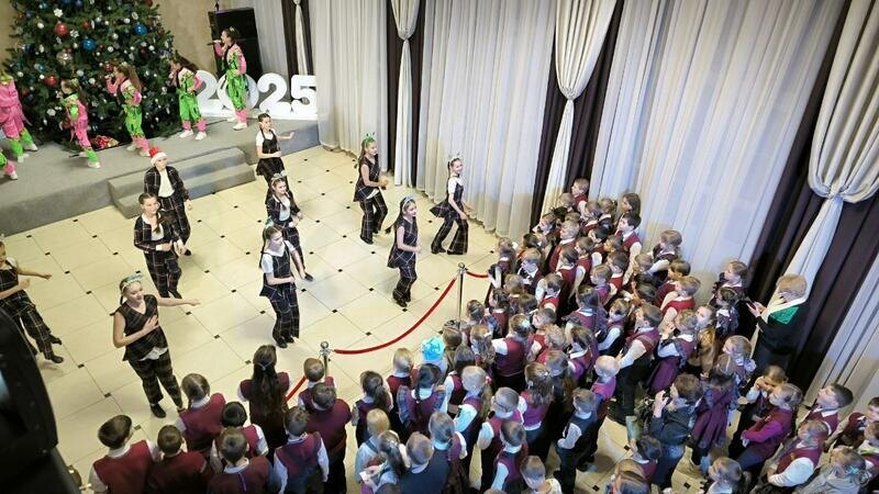 Листайте вправо, чтобы увидеть больше изображений