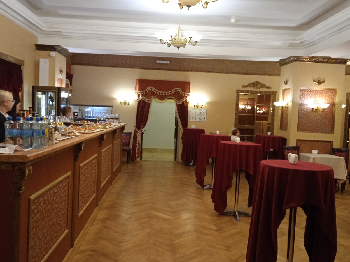 Театральный буфет