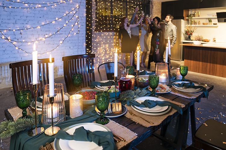    Казанские рестораторы подводят итоги уходящего года. Средний чек в заведениях Казани, по подсчетам экспертов, вырос в среднем на 15%, было и немало новых гастрономических открытий.   
Фото: ru.freepik.com