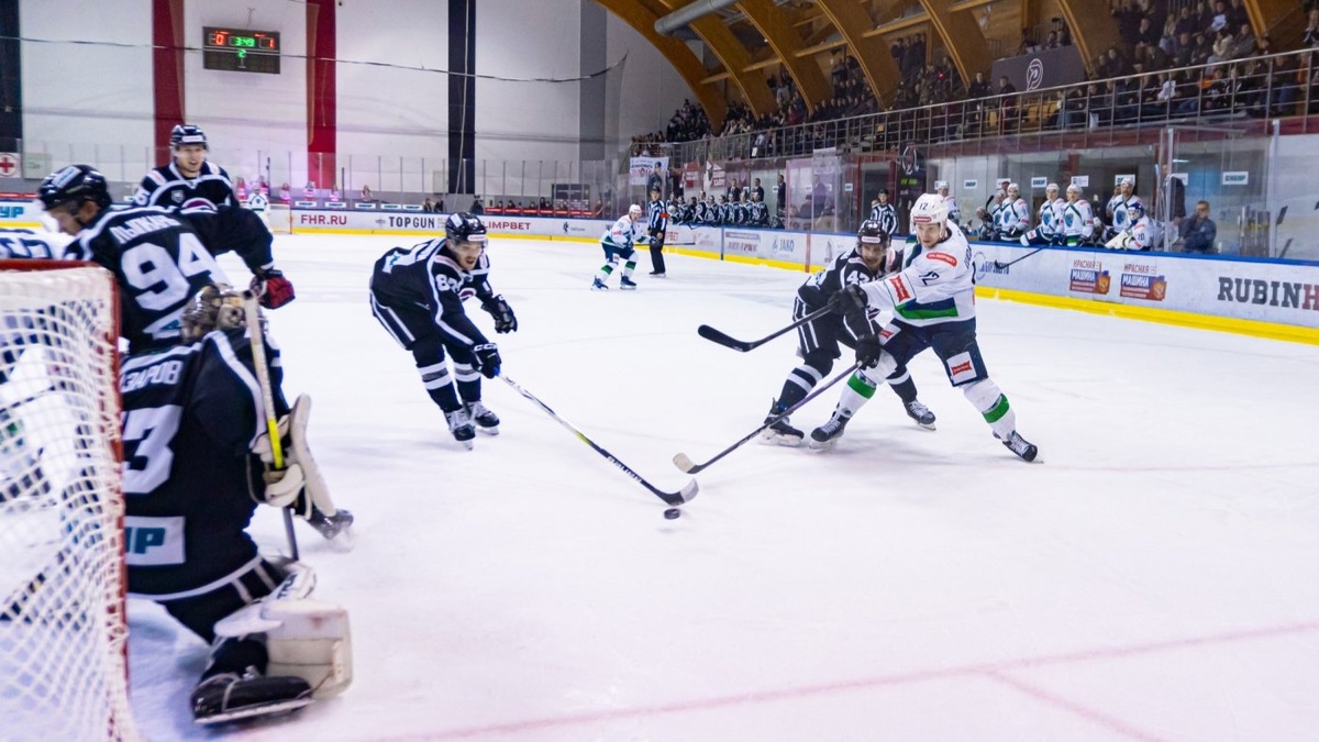    «Югра» по буллитам уступила «Рубину» в Северном дерби