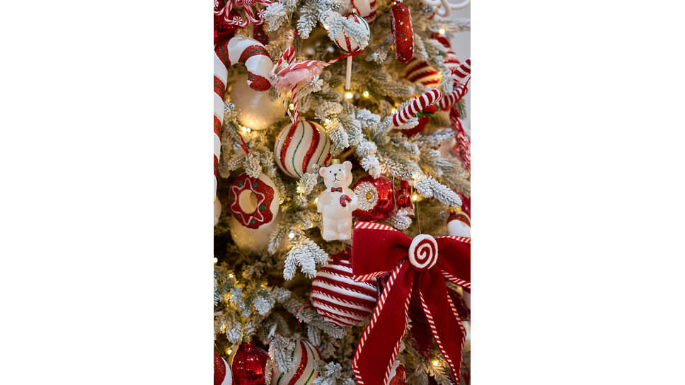 Елка на ярмарке в Галереях «Времена года».📷Фото: Времена года