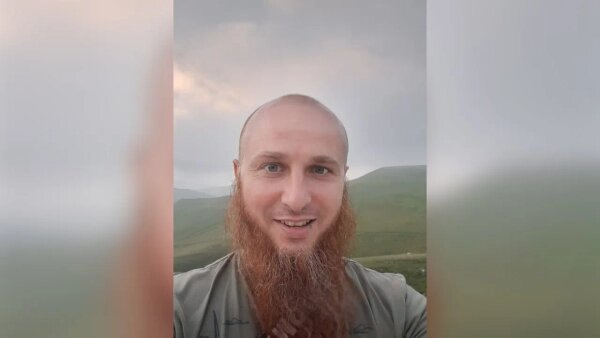 Многожёнец Иван Сухов. Обложка © VK / Иван Сухов