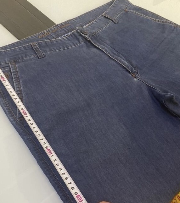 Джинсы лёгкие, на весну и раннюю осень