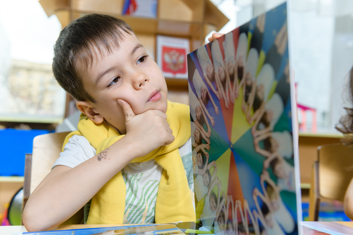 Думаю, может ну его качество!? Делать как все фотокниги на полиграфии?