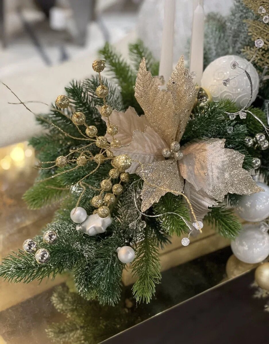 Выполнено декораторами Me Decor