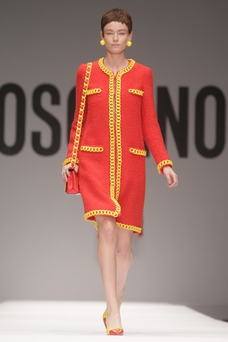 Макдоналдс и Moschino