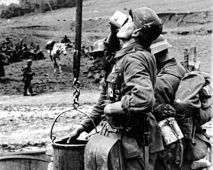 Немцы у колодца