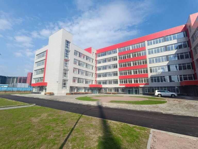 Фото: поликлиника в Мурино. Источник — правительство ЛО