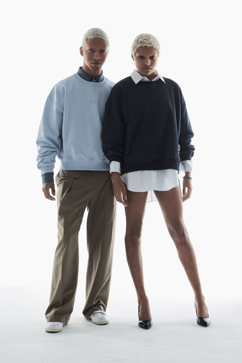 «Студия Артемия Лебедева» выпустила коллекцию одежды «Дропус»  