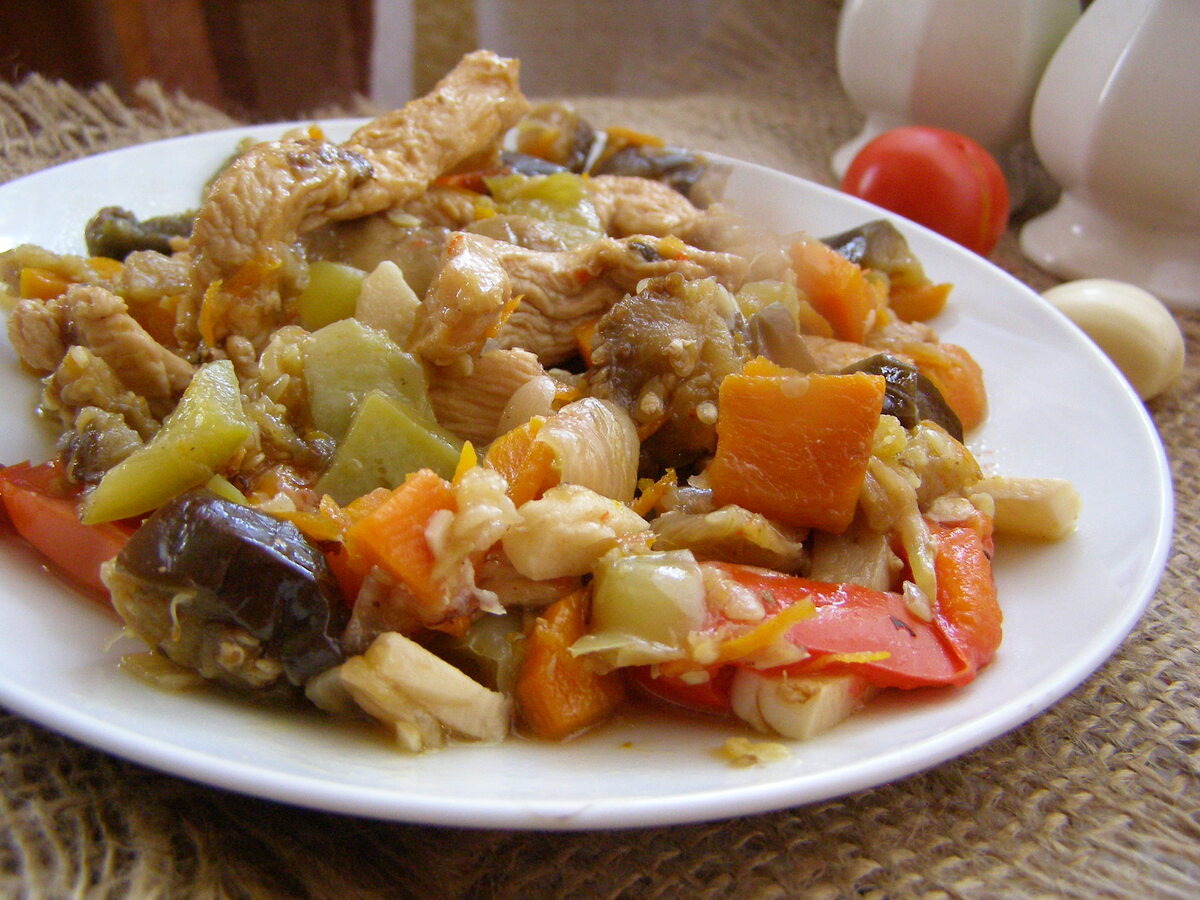 Красиво, ярко и вкусно.