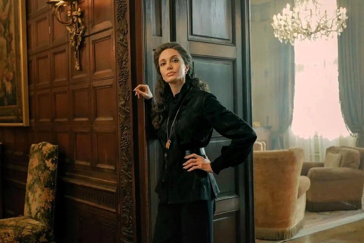 Парадиз
Мария Каллас в конце жизни обитала в шикарной квартире.