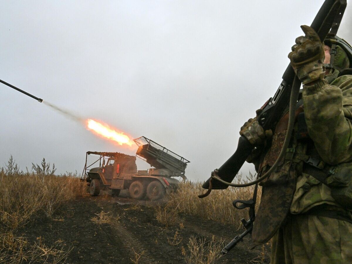    Боевая работа РСЗО "Град" группировки "Центр" на Красноармейском направлении СВО© РИА Новости . Станислав Красильников