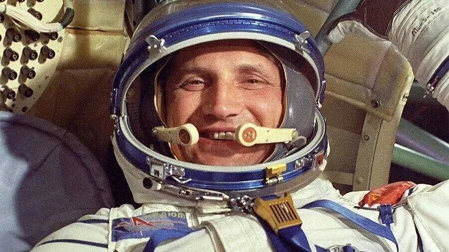 Борис Валентинович Волынов. Сегодня ему 90 лет исполнилось!!! Здоровья ему!!!