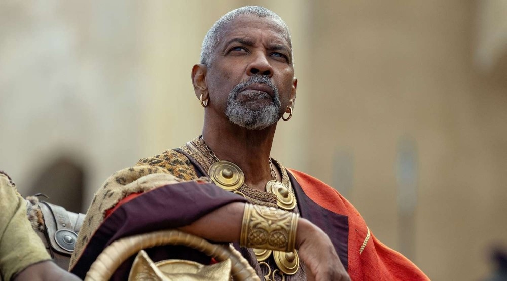     Дензел Вашингтон, кадр из фильма «Гладиатор 2» (2024)