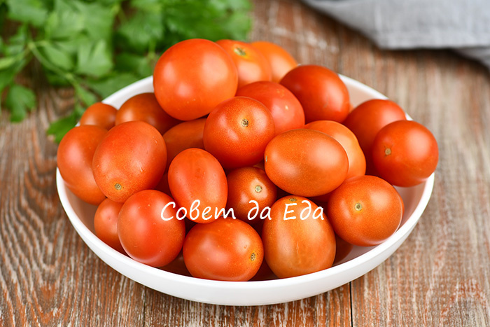 Закусочные помидоры для праздничного стола (5 разных вариантов)