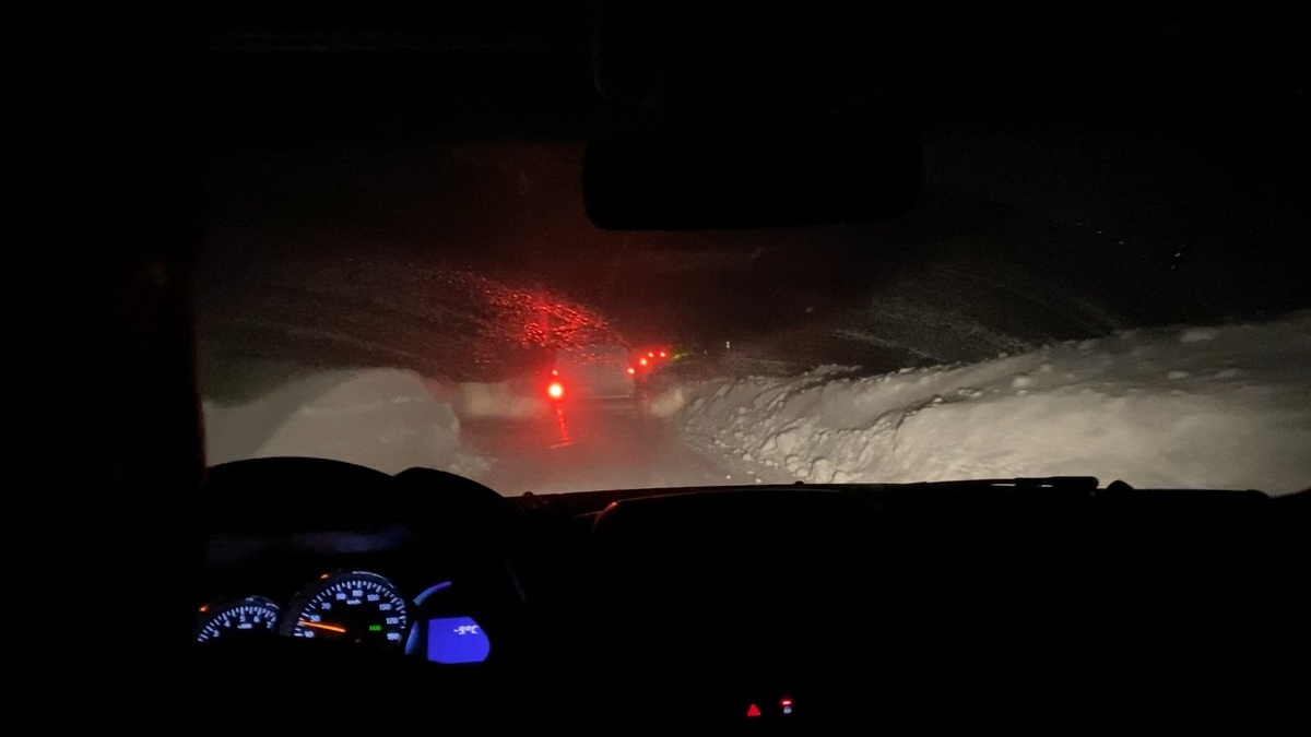 Двмжение по ночной тундре.