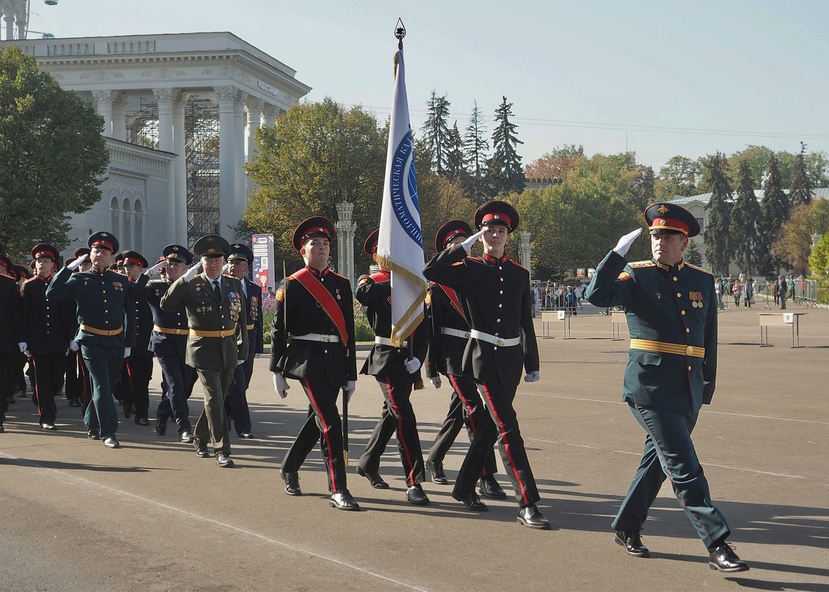 Посвящение в кадеты на ВДНХ