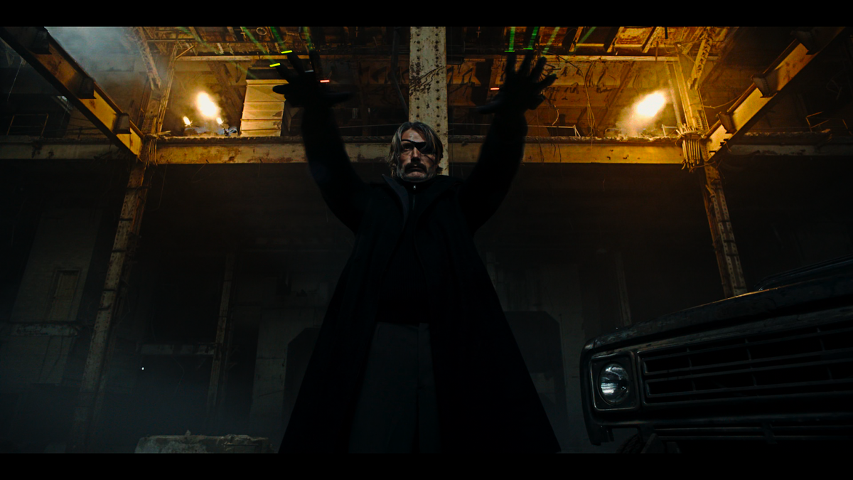 Кадр из фильма Полярный (2019)