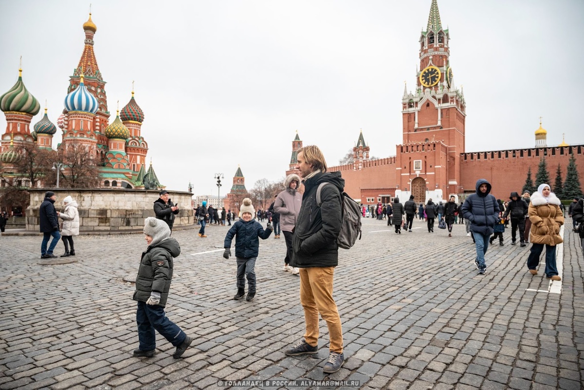 Привет! Меня зовут Махил, и я никогда раньше не думал, что буду жить в России. Но я здесь, и в моём блоге я рассказываю про мою новую жизнь. воспитание детей и путешествия. Подписывайтесь на мой блог!