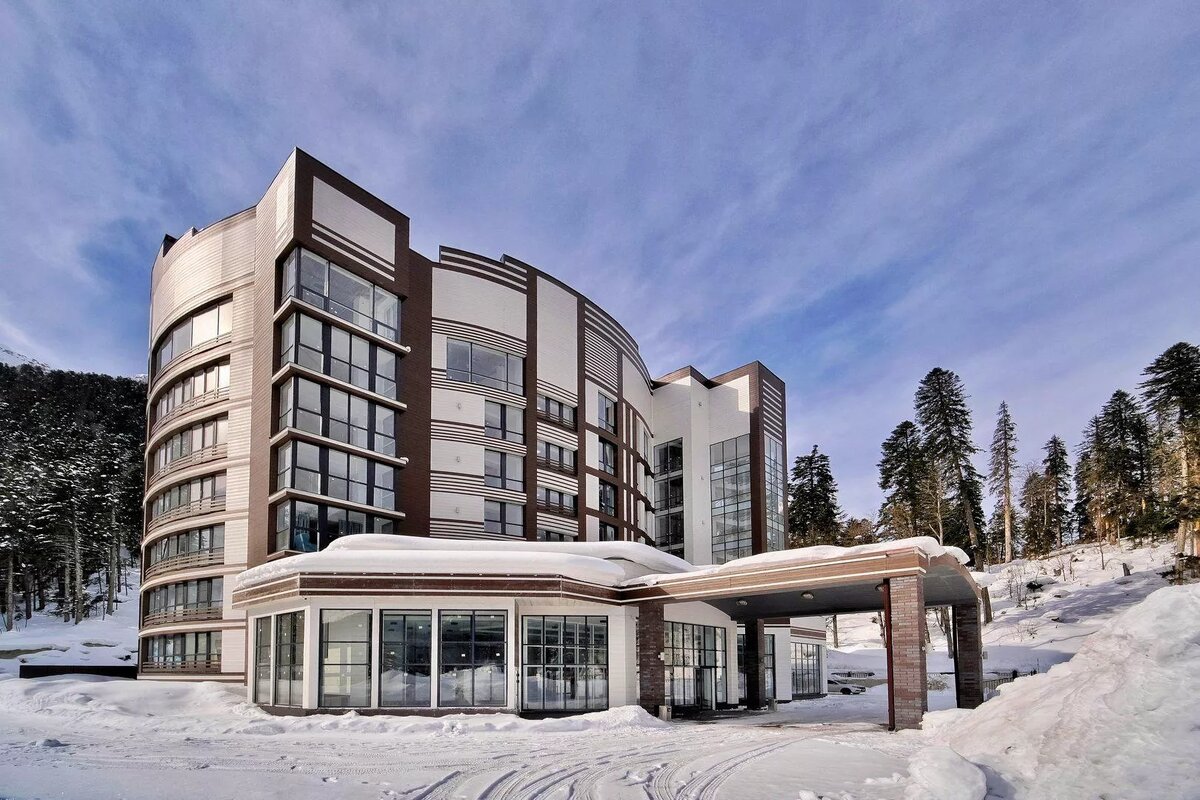 Фото: dombay.cosmosgroup.ru