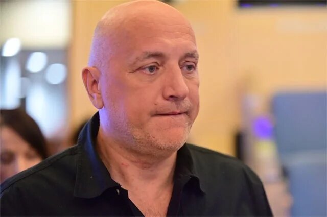    О чем книга «Собаки и другие люди» Захара Прилепина?