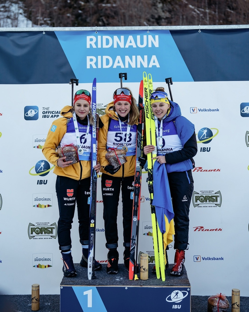 Шарлотта Галльброннер и Алина Нуссбикер на подиуме