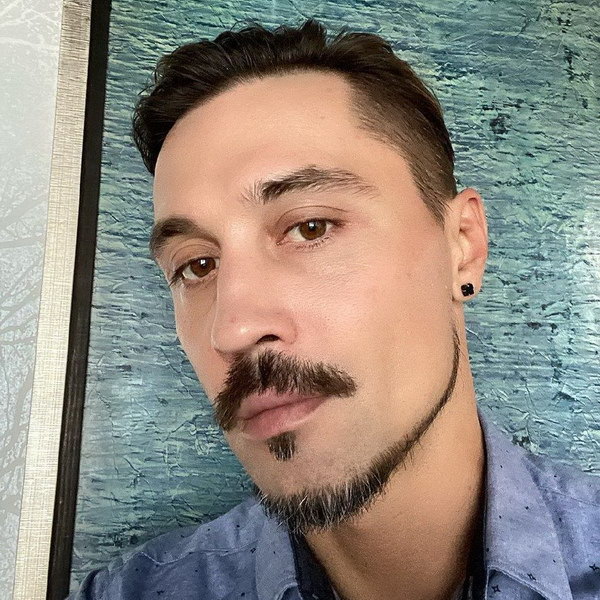     Дима Билан объявил кризис в музыке нехваткой большой формы