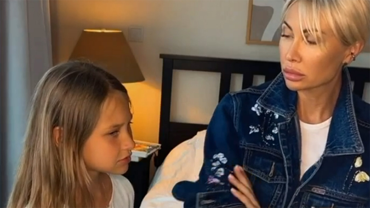 Элина Камирен с дочкой Сашей от Александра Задойнова. Фото: соцсети Элины Камирен