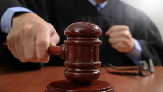    Российский хоккеист Максим Сергеев приговорен в Польше к тюремному сроку за шпионаж Андрей Бурков