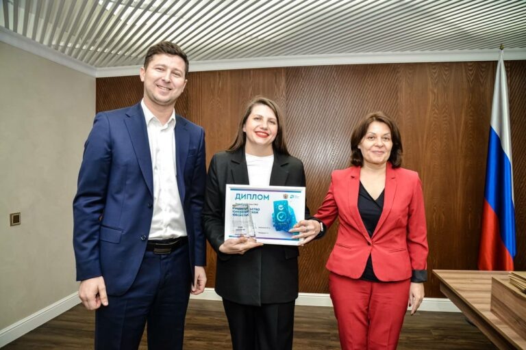    Юрий Мироненко: Единая информационная политика позволяет повысить скорость реагирования на различные вызовы Кристина Просвиркина