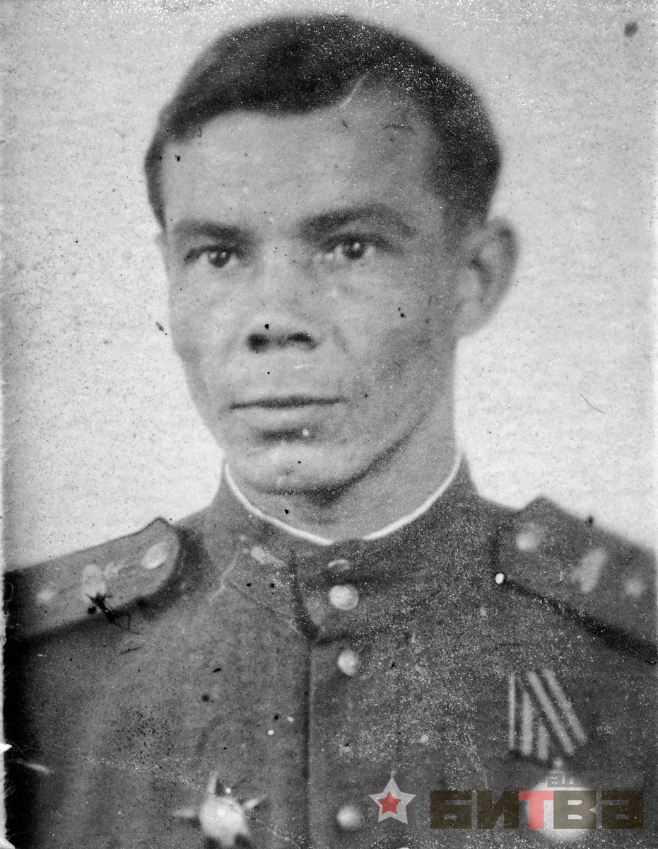 Растопчин Константин Михайлович, командир взвода танков КВ 133-й (11-й гвардейской) танковой бригады