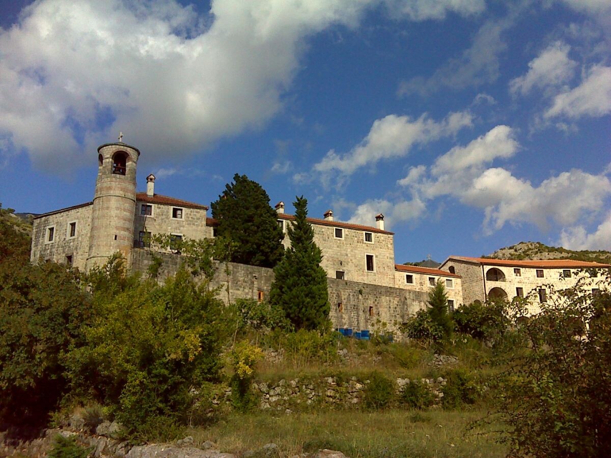 Монастырь Подмайне