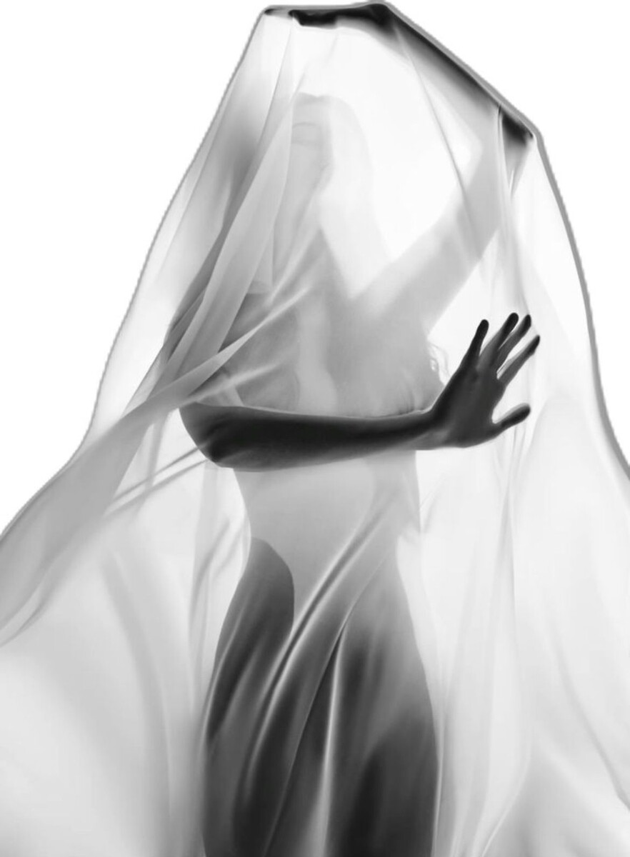 в бешеном ритме мегаполиса мы порой не замечаем как мы опустащаемся и пытаемся найти подпитку где угодно, но только не внутри себя и боимся попросить у природы, увы но это наша реальность, но это можно все восполнить, если начать слушать свое тело и свои мысли