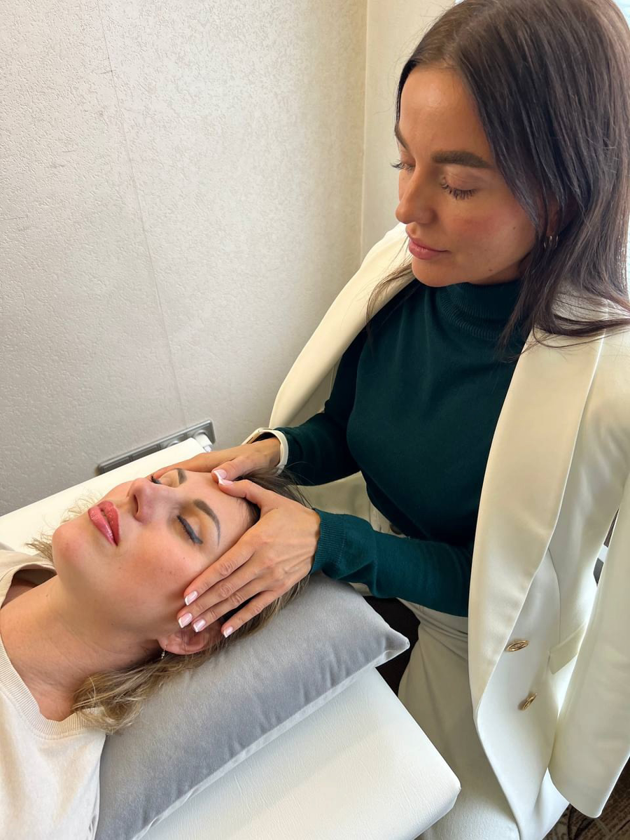 все же мы понимаем поднимая голову в небо, что там сосредоточина сильная энергия, все мы реагируем на вспышки солнца, приблежение-удаление нашего спутника "луна", согласитесь все в этом мире взаимосвязанно