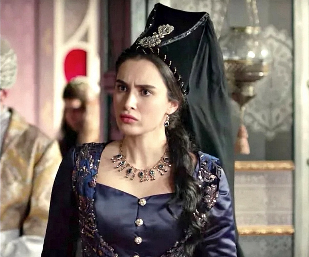 Валиде Турхан. 