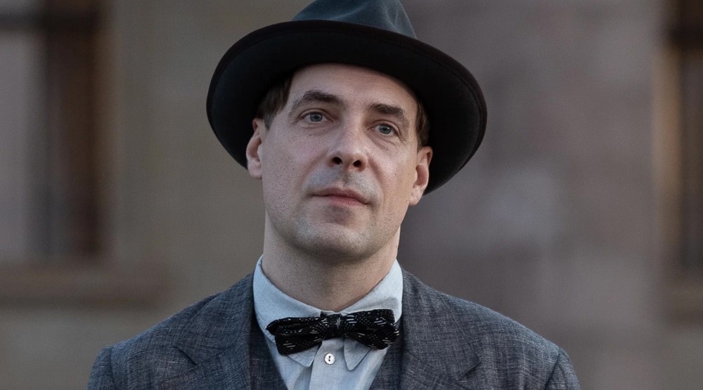     Евгений Цыганов, кадр из фильма «Мастер и Маргарита» (2024)