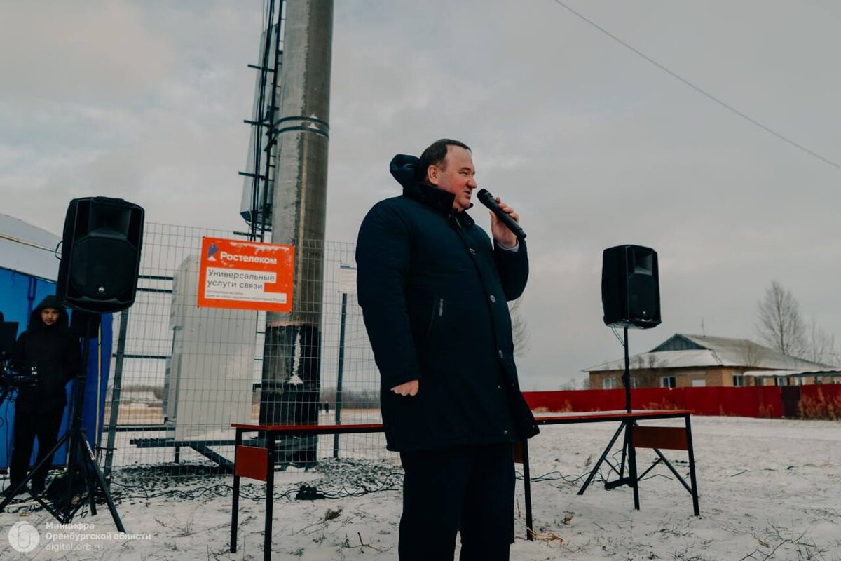    В поселке Береговой Оренбургского района появились стабильная мобильная связь и интернет Андрей Севостьянов