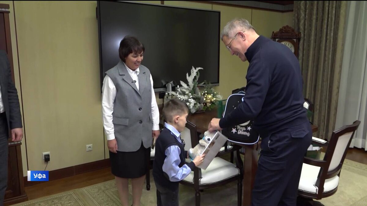    Радий Хабиров исполнил мечту школьника Максима Шагимуратова из Салаватского района Башкирии