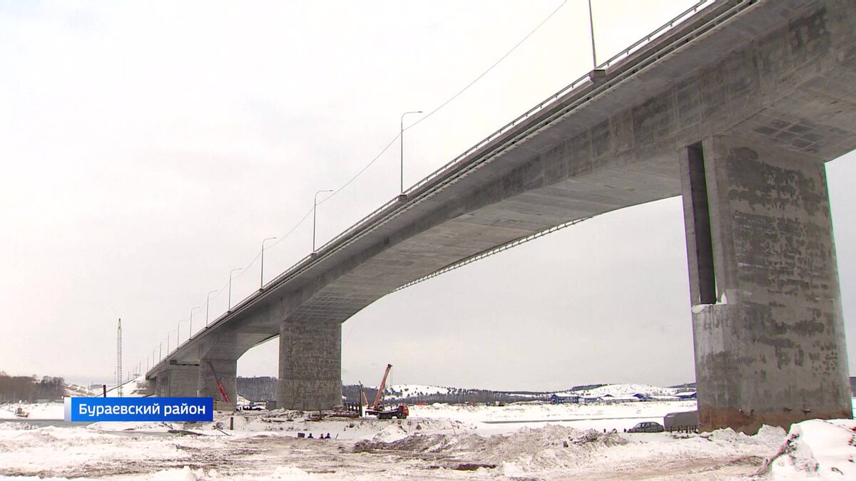    В Башкирии на дороге Дюртюли-Ачит трассы М-12 почти завершили строительство моста - сюжет «Вестей»