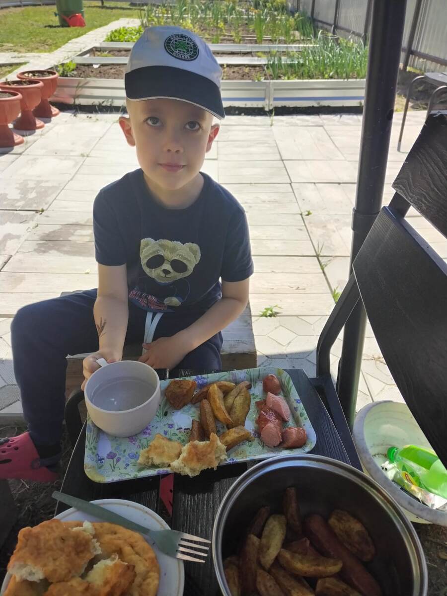 Обед на свежем воздухе.