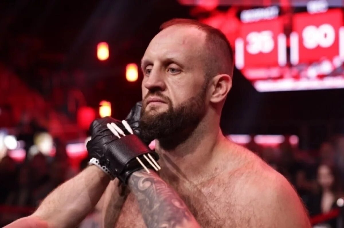    Боец ММА Иван Емельяненко получил полтора года тюрьмы